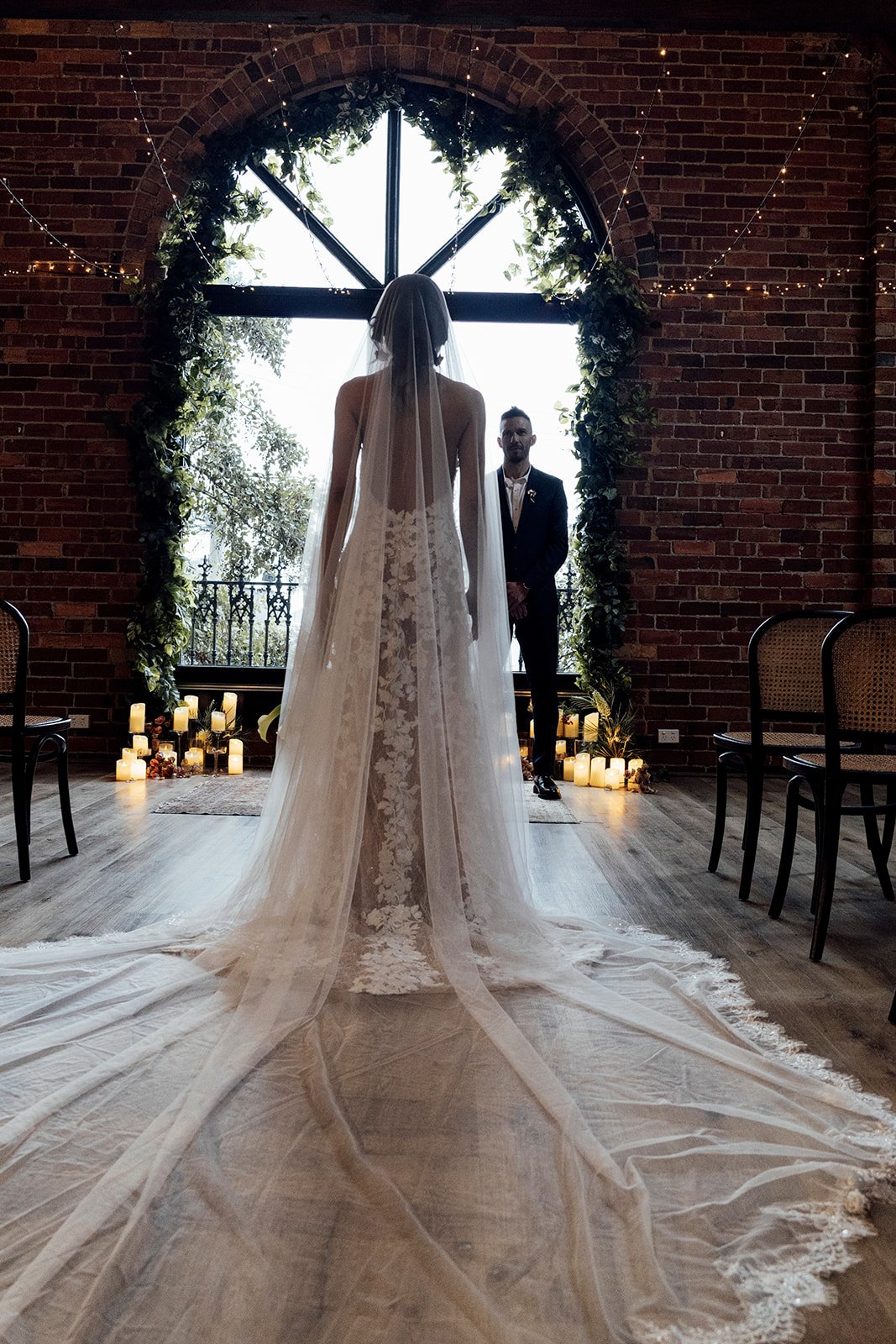 Soft Tulle Bridal Veil with Flowing Train – Lightweight Romantic Wedding Veil - Image 2